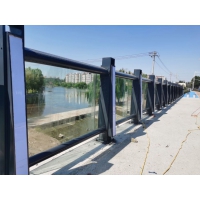 桥梁灯光道路防撞栏杆围档河堤景观人行道波形防护栏Q235钢材