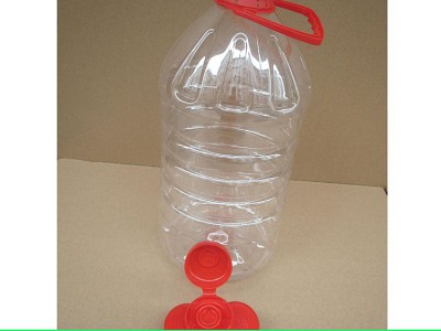 5L塑料pet 透明圆形瓶 高强度塑料瓶厂家配有回流控制流量瓶盖图1